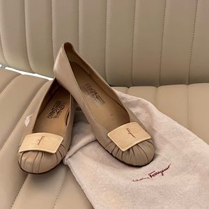 VINTAGE FERRAGAMO BALLET FLATS SIZE 7.5